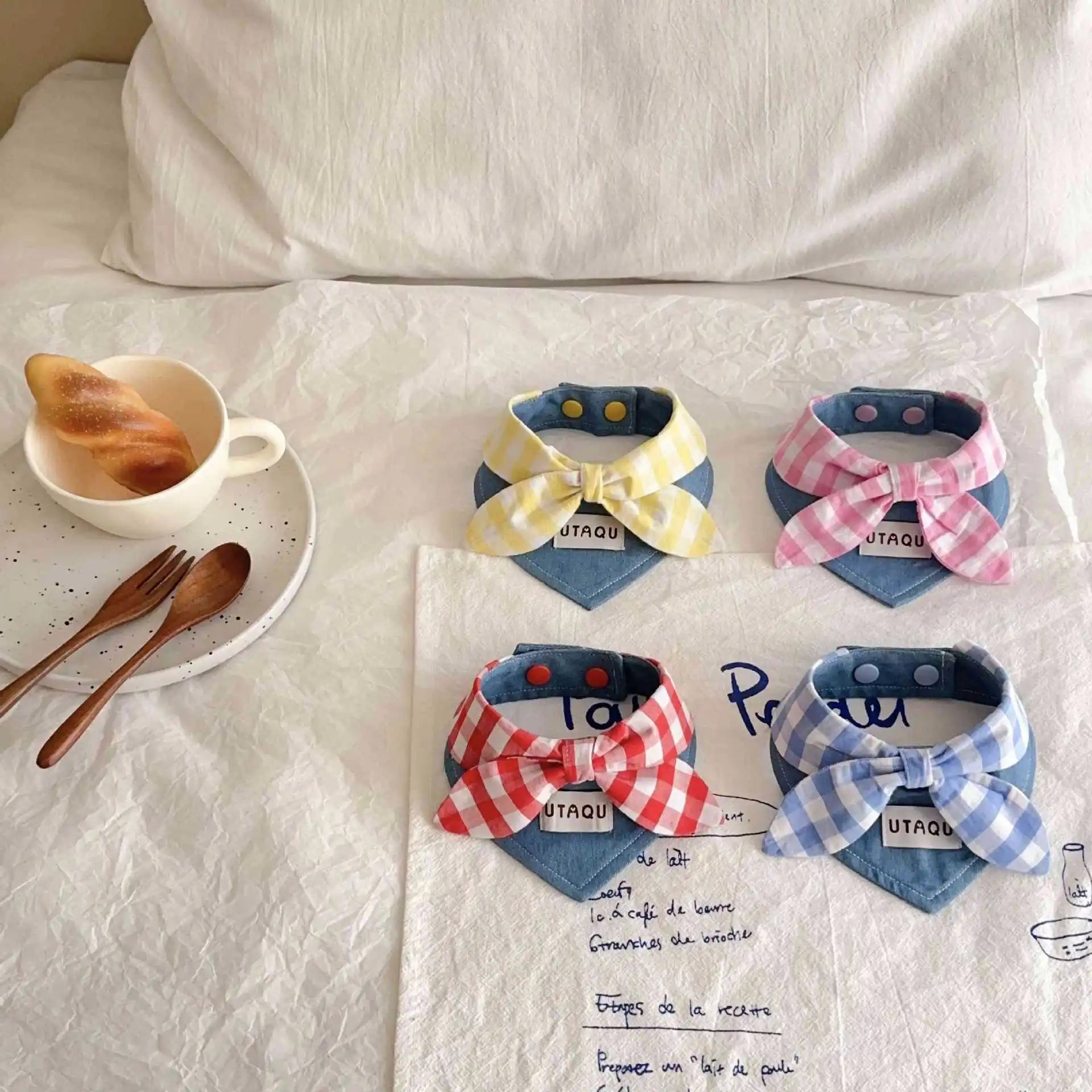 Pet Plaid Drool Bib Cat Bib Blue Denim Scarf Small Dog Teddy Triangle Scarf Pet Dog Accessories Puppy for Small Dogs