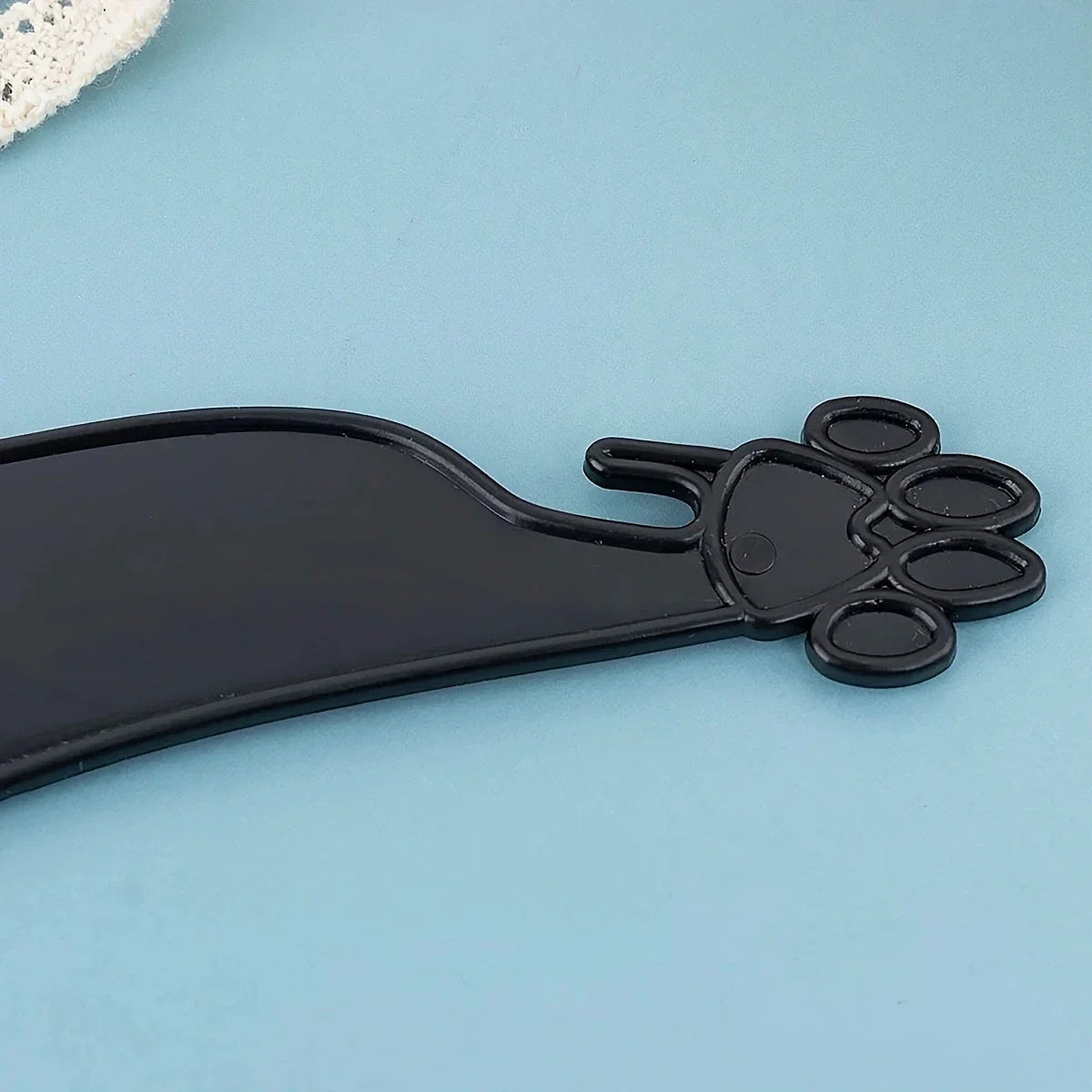 5pcs-Pets Dogs Cats Clothes Plastic Cute Paw Shape Hanger Dogs Clothes Storage Save Space Wardrobe Storage Rack Dog Accessories